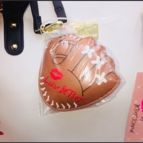 Betsey Johnson baseball tote bag - Picture 4 of 6